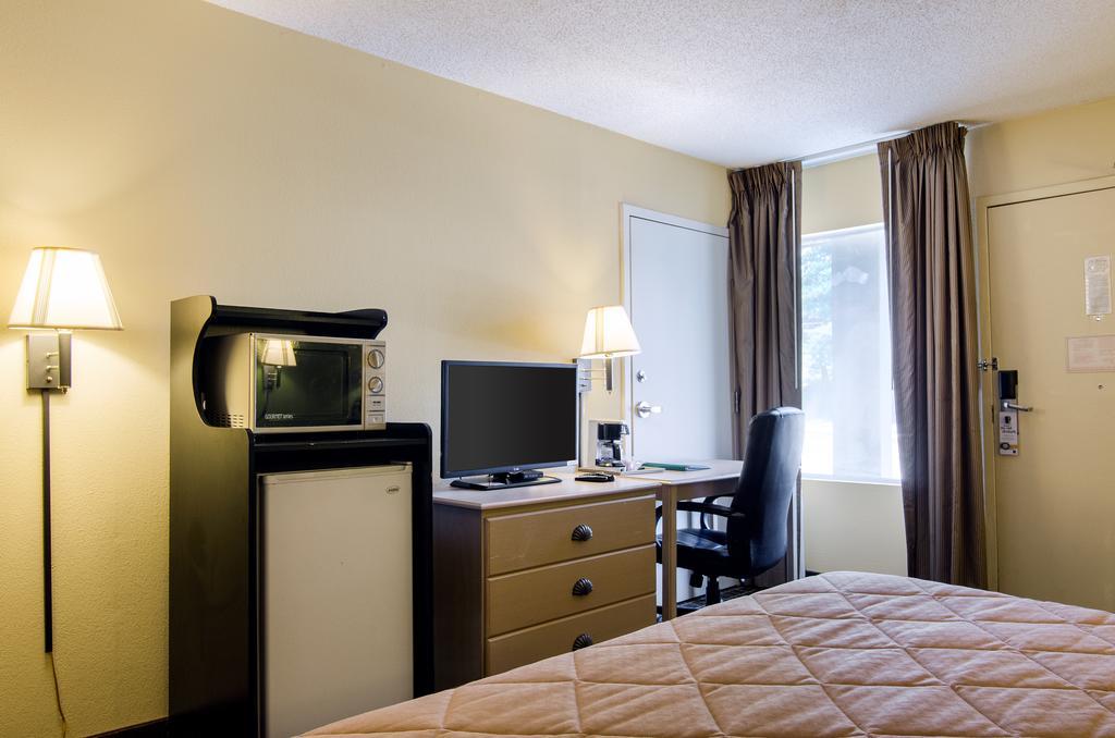 Quality Inn Merriam Kansas Dış mekan fotoğraf