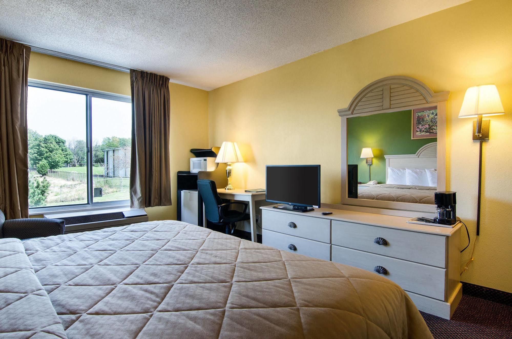 Quality Inn Merriam Kansas Dış mekan fotoğraf